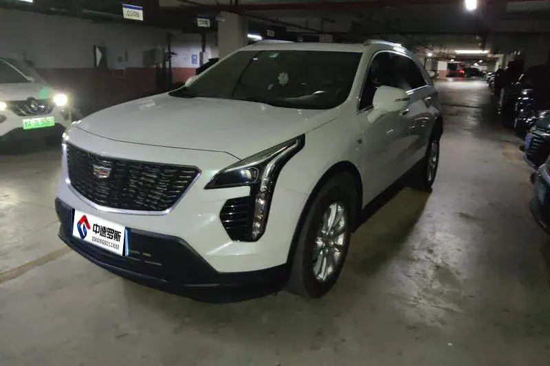 Cadillac XT4 2022 28T 2WD Fashion Edition