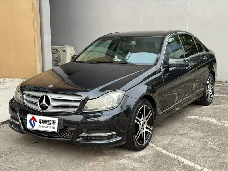 Mercedes-Benz C-Class 2011 C 300 Fashion