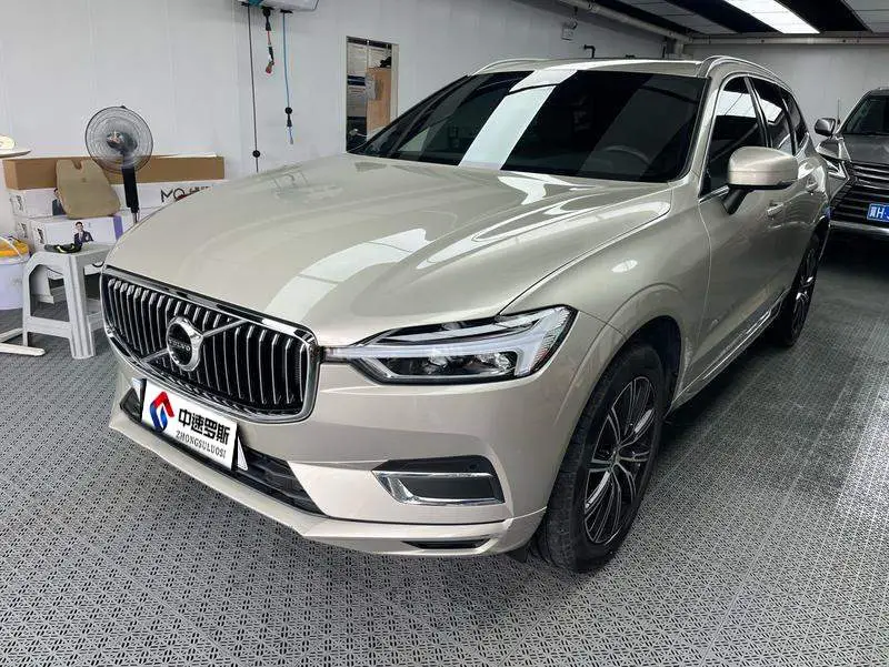 Volvo XC60 2021 T5 4WD Zhiyuan Deluxe Edition