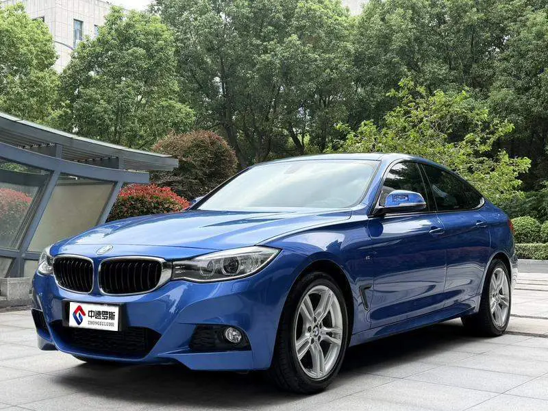 BMW 3 Series GT 2016 320i Design Package
