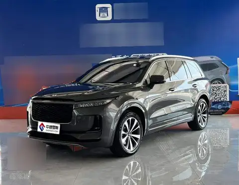Ideal ONE 2021 Extended Range 6-seater Edition