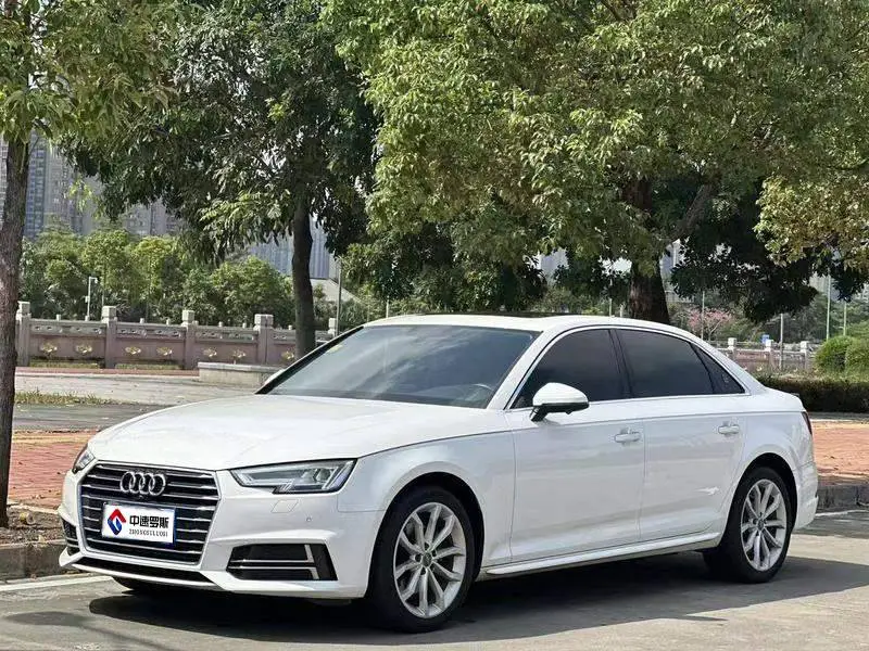 Audi A4L 2019 40 TFSI Fashionable National V