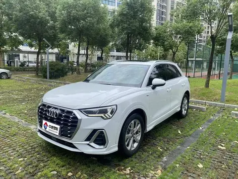 Audi Q3 2019 35 TFSI Progressive Dynamic Edition