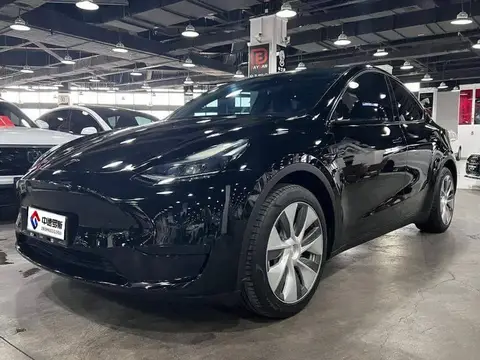 الطراز Y 2023 rear-wheel drive version