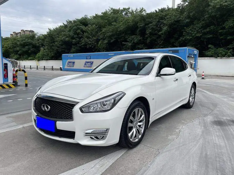 Infiniti Q70 2015 Q70L 2.5L Elite Edition