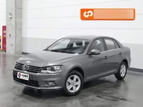 Bora 2013 1.6L Manual Fashion Modelo