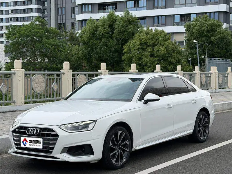 Audi A4L 2022 40 TFSI Stylish and Dynamic