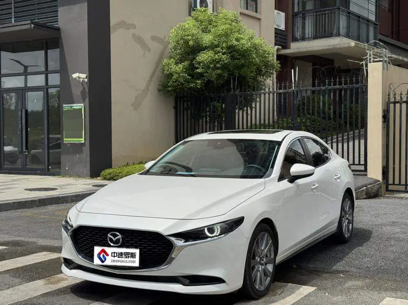 Mazda 3 Angkesaila 2020 2.0L Automatic Elegant Edition