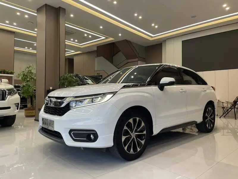 Crown Road 2017 240TURBO 2WD Deluxe Edition