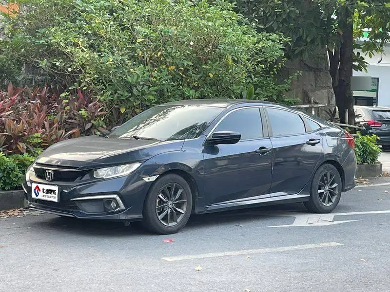 Civic 2019 220TURBO CVT Dynamic Edition National VI
