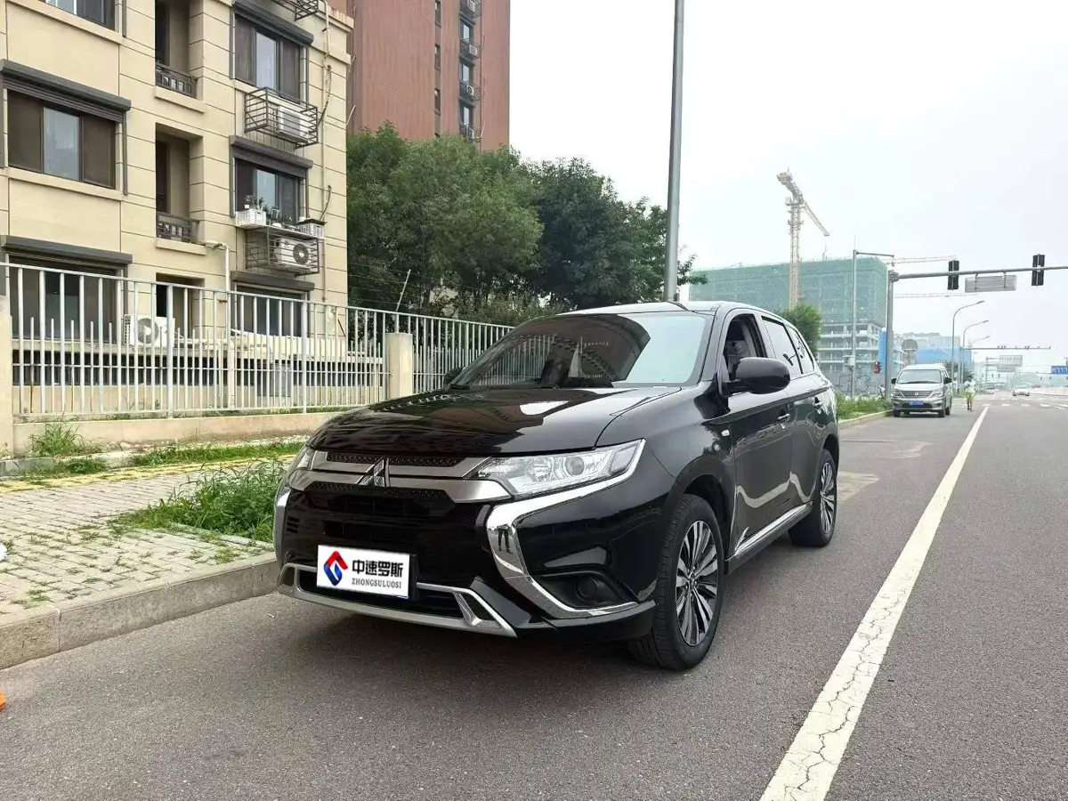 Outlander 2021 Model 2.0L 2WD Changxing Edition 5 Seaters