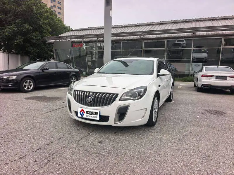 Regal 2015 GS 2.0T Passionate Sports Edition