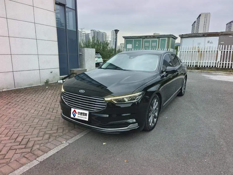 Taurus 2019 EcoBoost 245 Premium Edition