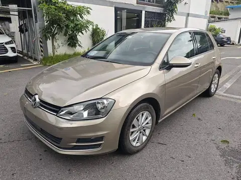 Golf 2015 1.6L Automatic Fashion Model