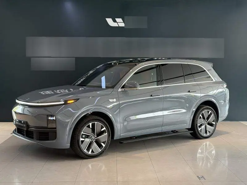Ideal L8 2025 Ultra Smart New Edition