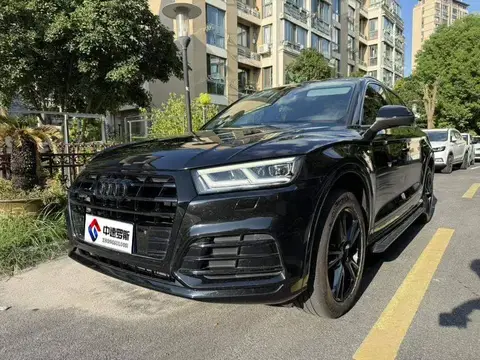 Audi Q5L 2018 40 TFSI Honor Fashionable National V