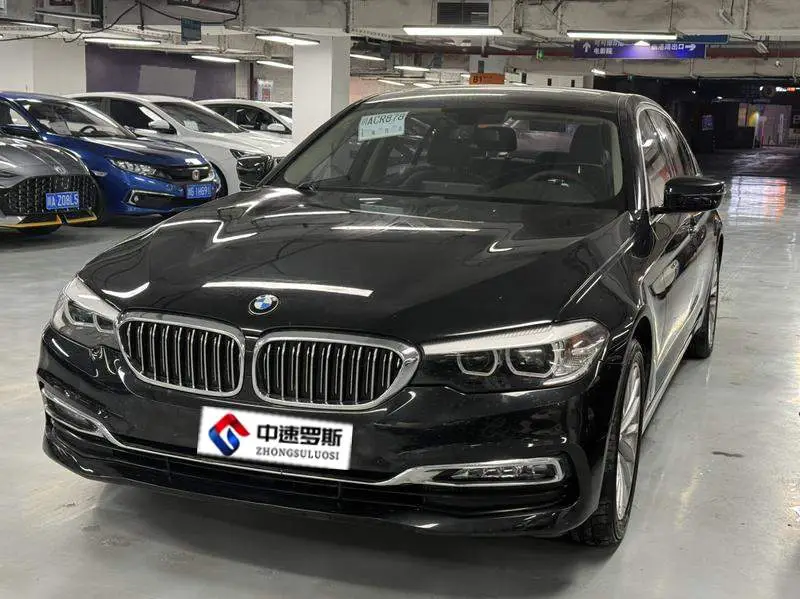 BMW 5 Series 2018 525Li Luxury Package