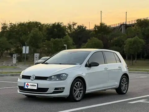 Golf 2017 230TSI Automatic Luxury Millionth Anniversary Edition