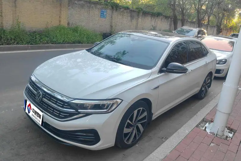 Sagitar 2023 300TSI DSG Beyond Edition