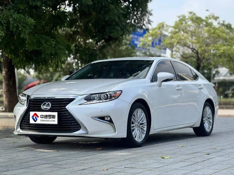 Lexus ES 2015 200 Elite Edition