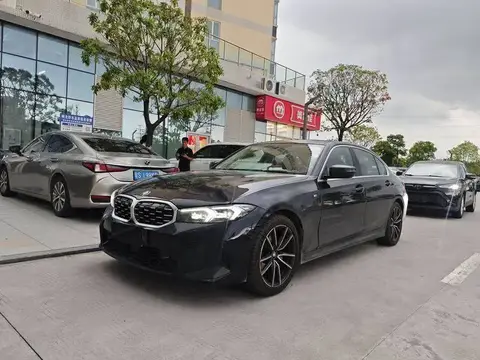 BMW 3 السلسلة 2025 325Li M Sport Package