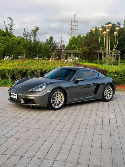 Porsche 718 2020 Cayman 2.0T