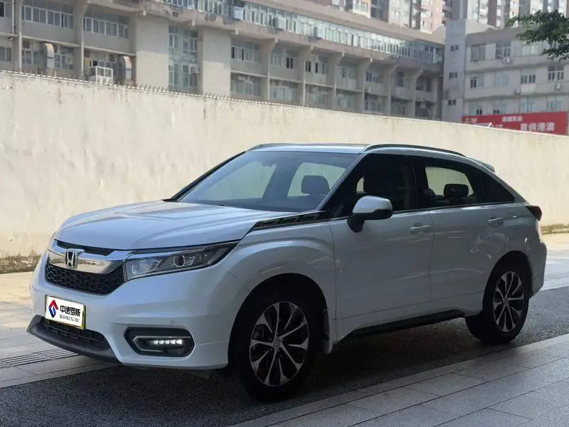 Crown Road 2017 240TURBO 2WD Premium Edition