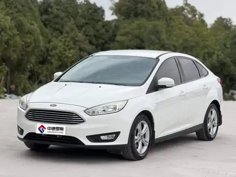 Fox 2017 Sedan 1.6L Manual Fashion Smart Edition