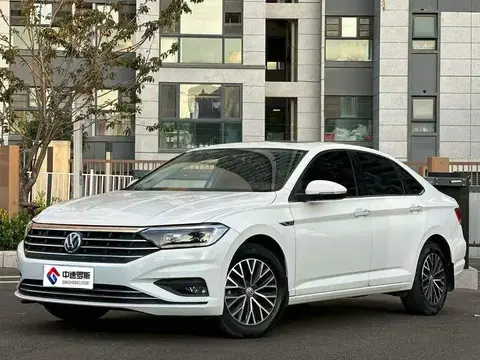 Sagitar 2020 200TSI DSG Comfort National VI