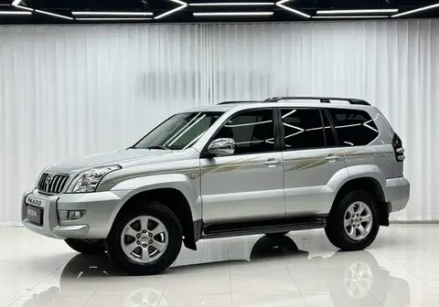 Prado 2005 4.0L Automatic GX Deluxe Edition
