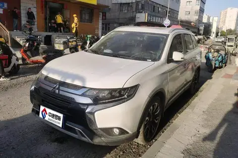 Outlander 2019 2.4L 4WD Enjoyable Edition 5-seater National VI