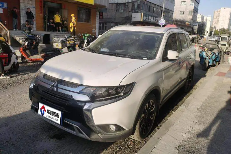 Outlander 2019 2.4L 4WD Enjoyable Edition 5-seater National VI