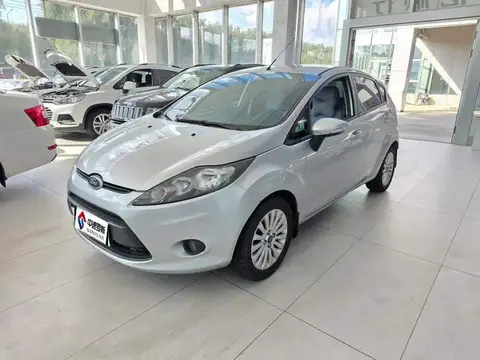 Carnival 2013 Hatchback 1.5L Automatic Fashion الطراز