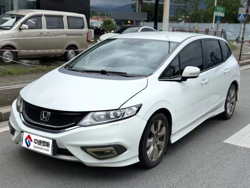 Jed 2014 1.8L Automatic Comfort Elite Edition 5 Seaters