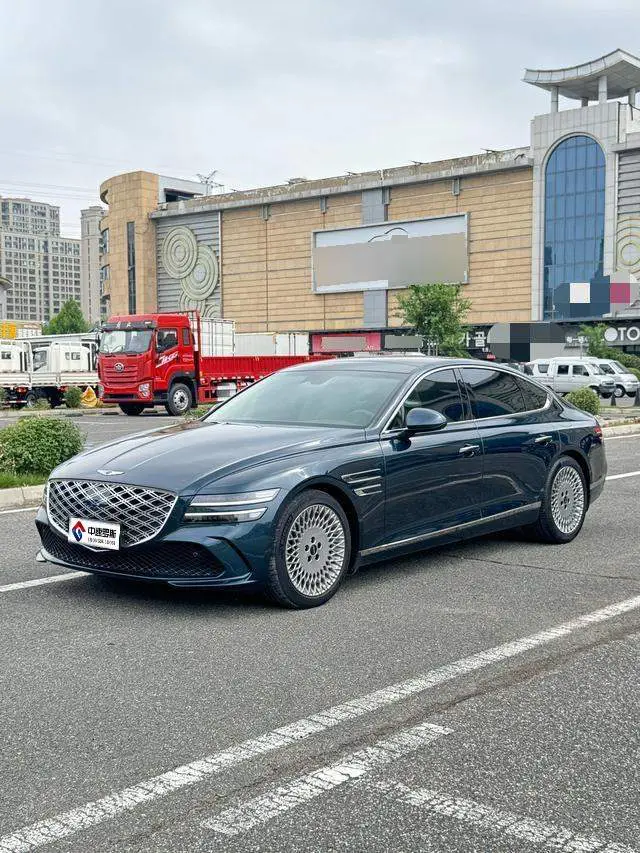 Genesis G80 2024 2.5T 4WD Flagship Edition