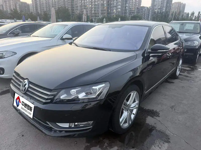 Passat 2014 1.8TSI DSG Royal Edition