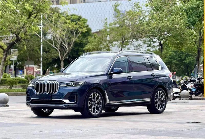 BMW X7 2019 xDrive40i Leading Luxury Package