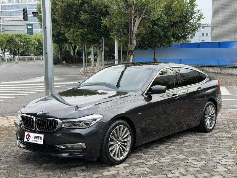 BMW 6 Series GT 2018 630i Luxury Design Package