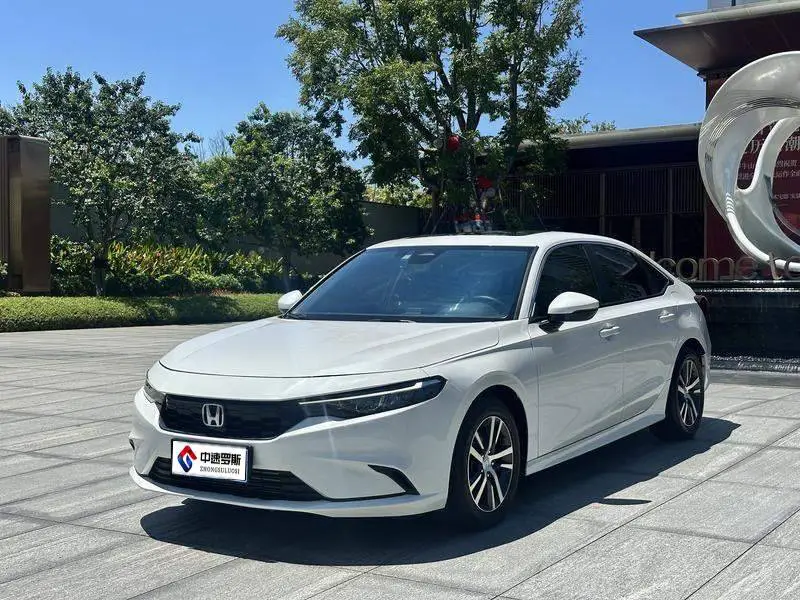Stylish 2023 240TURBO CVT Technology Edition