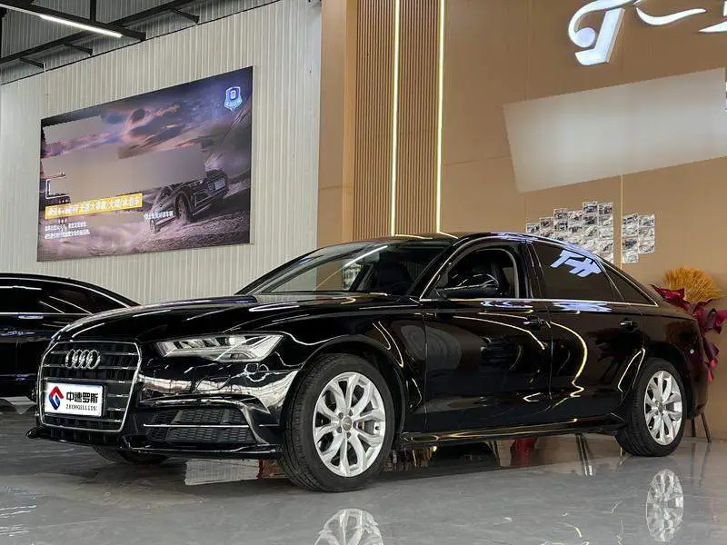 Audi A6L 2018 30th Anniversary الطراز 35 TFSI Fashion الطراز