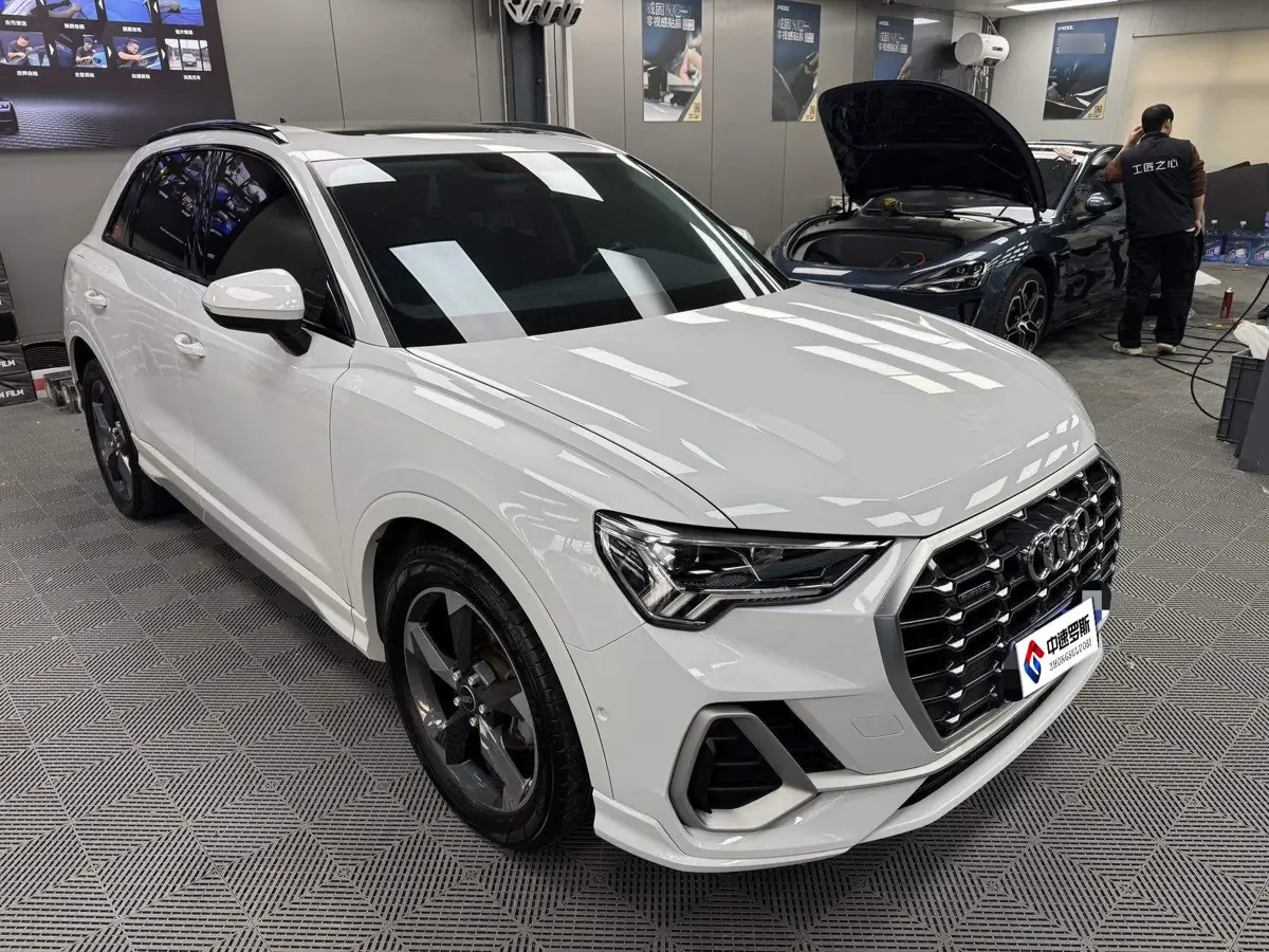 Audi Q3 2022 35 TFSI Stylish and Dynamic
