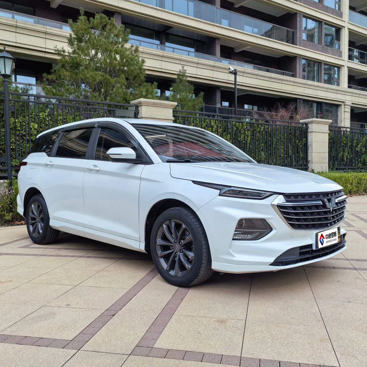 Wuling Capgemini 2020 1.5T CVT Elite