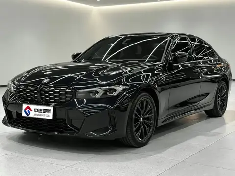 BMW 3 السلسلة 2023 325i M Sport Night Edition