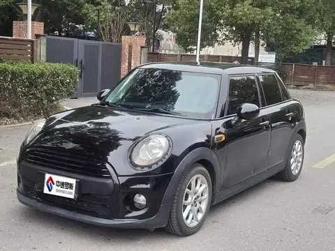 MINI 2017 1.5T COOPER Ice Blue Limited Edition Five-Door Edition