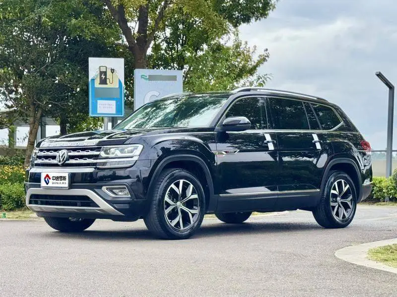 Touron 2019 380TSI 4WD Luxury Edition National VI
