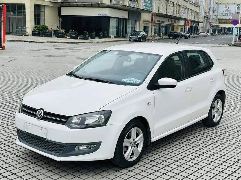 Polo 2011 1.6L Automatic Cool Edition