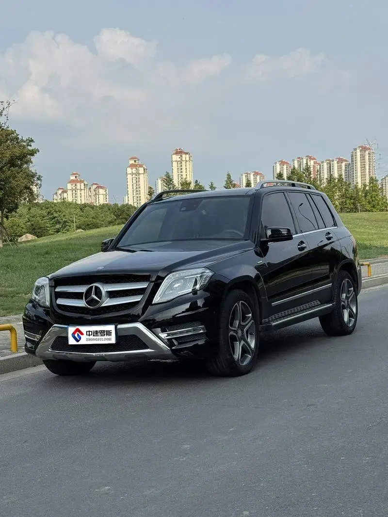 Mercedes-Benz GLK-Class 2015 GLK 300 4MATIC Fashion Ultimate Edition