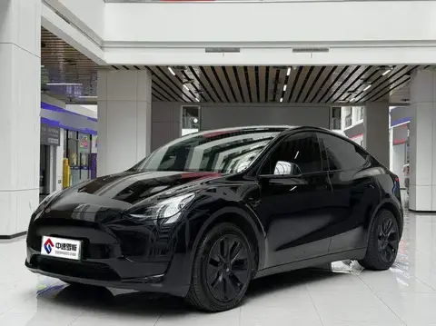 الطراز Y 2023 rear-wheel drive version