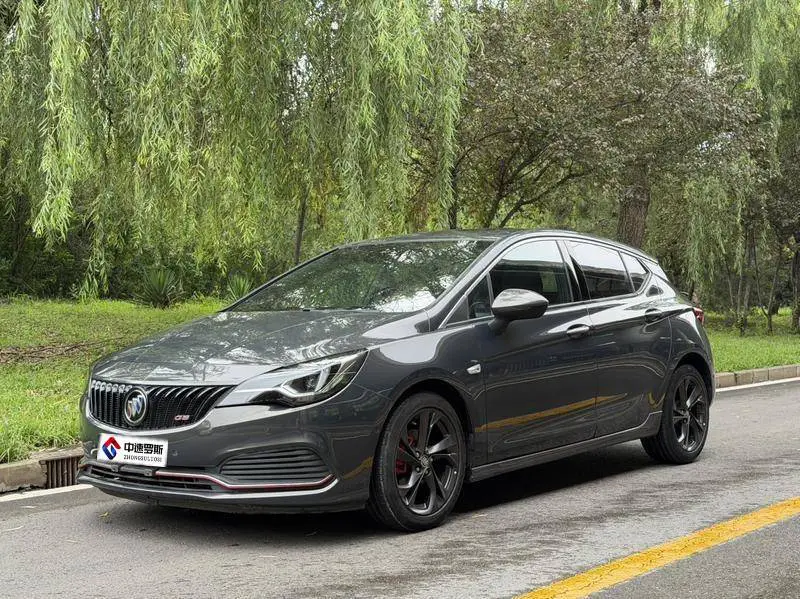 Valeant 2016 GS 20T hatchback dual-clutch sports car