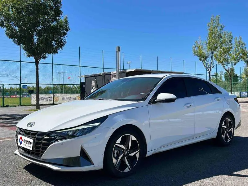 Elantra 2022 1.5L CVT GLX Elite Edition